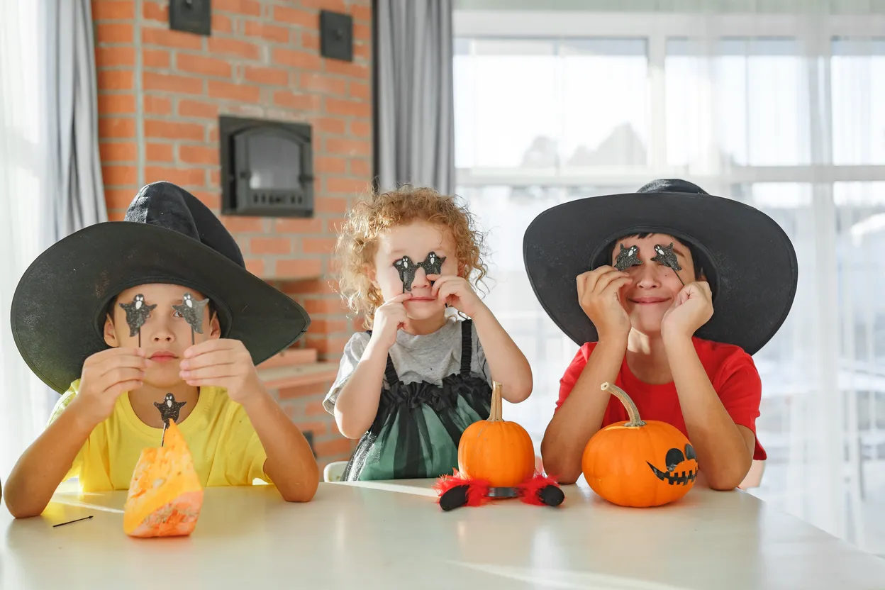 halloween riddles and answers