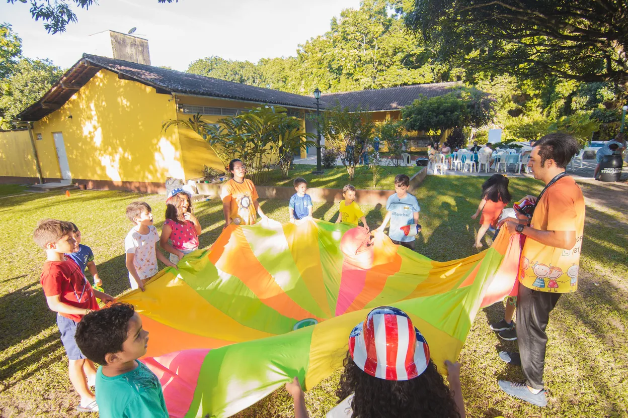 kids parachute games